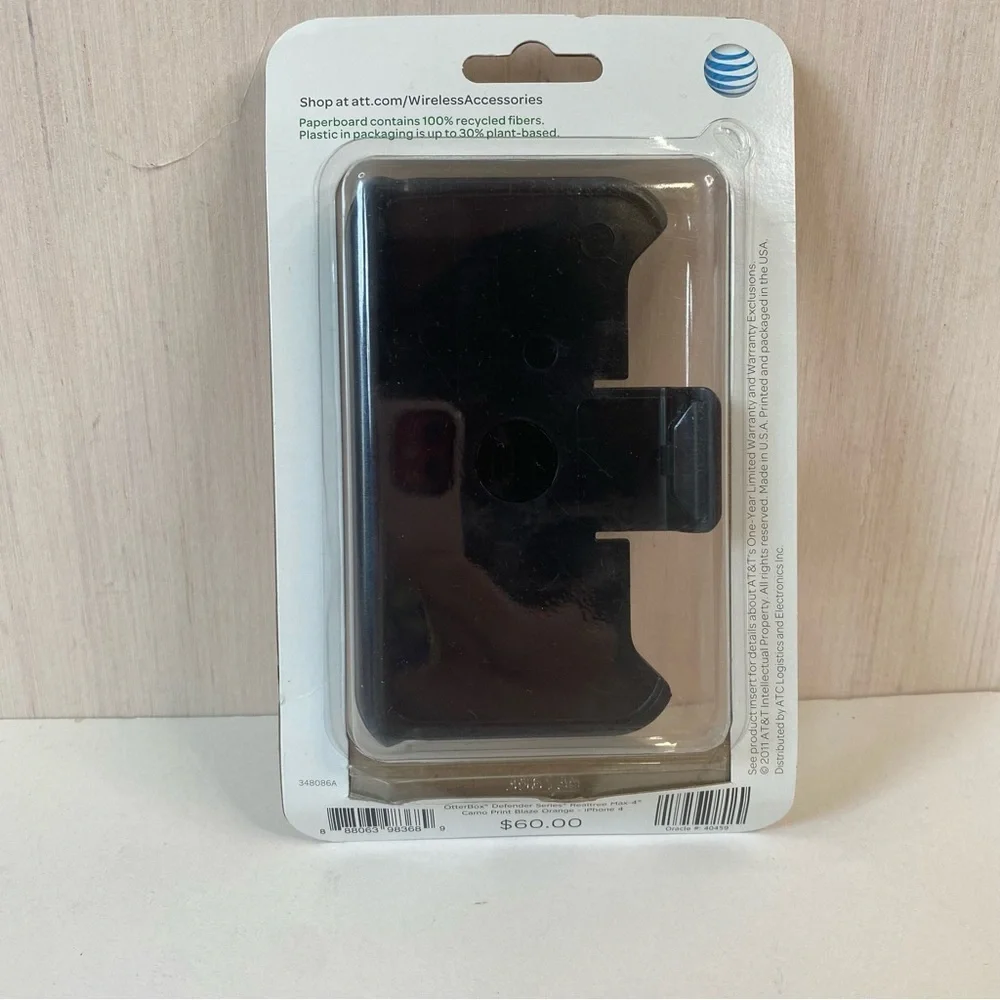 OtterBox Defender Series Black Holster for iPhone 4/4S